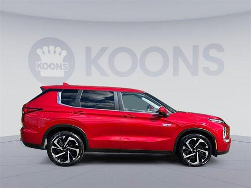 2023 Mitsubishi Outlander PHEV SE S-AWC