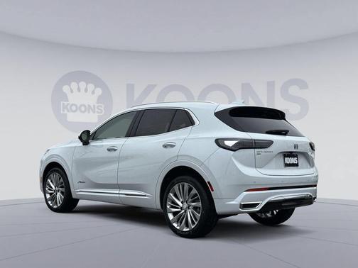 Iridescent White Tricoat 2026 Buick Envision Avenir AWD