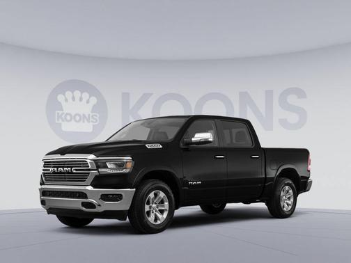 Diamond Black Crystal Pearlcoat 2022 RAM 1500 Laramie