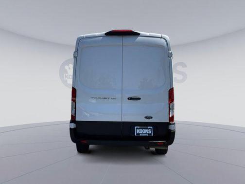 Oxford White 2023 Ford Transit-250 Base