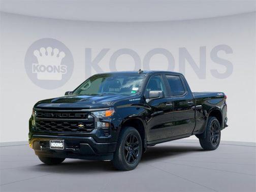 2022 Chevrolet Silverado 1500 Custom