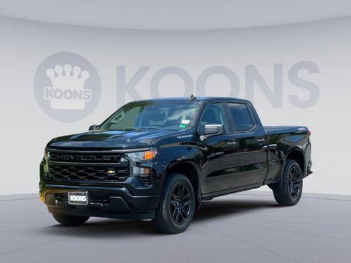 2022 Chevrolet Silverado 1500 Custom