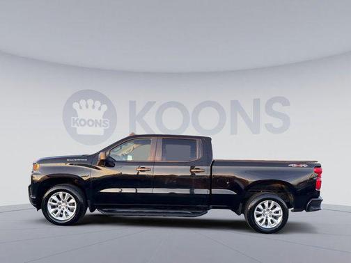 2022 Chevrolet Silverado 1500 Custom