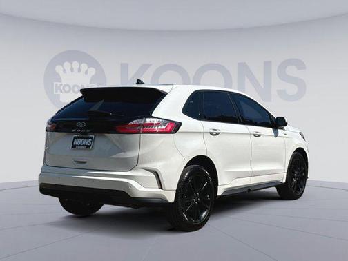 2022 Ford Edge ST Line