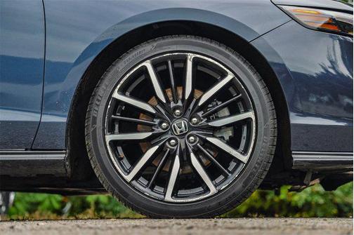 2023 Honda Accord Hybrid Touring