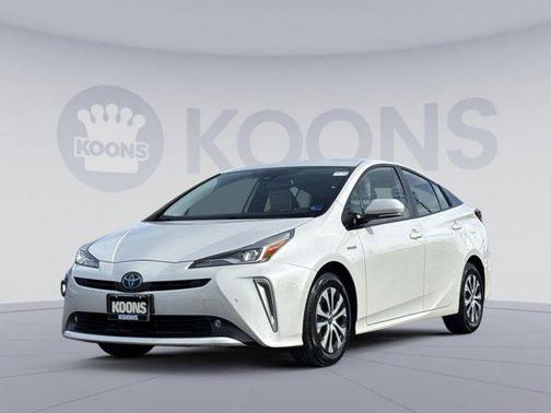 2019 Toyota Prius XLE