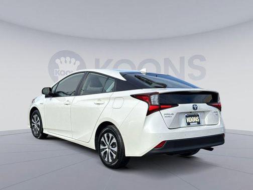 2019 Toyota Prius XLE