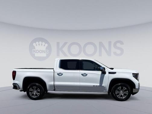 Summit White 2026 GMC Sierra 1500 SLT