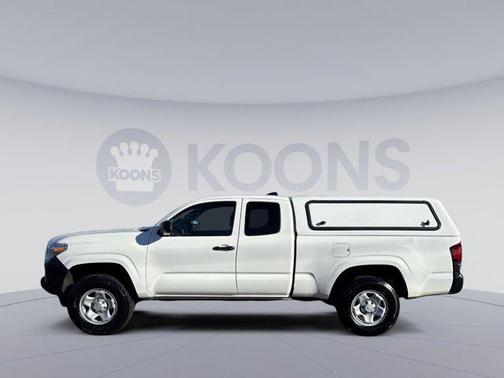 2022 Toyota Tacoma SR