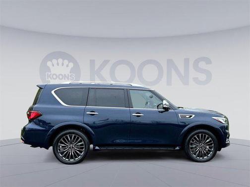 2023 INFINITI QX80 SENSORY AWD