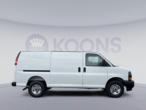 Summit White 2026 GMC Savana 2500 Work Van