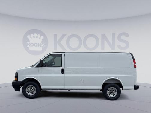 Summit White 2026 GMC Savana 2500 Work Van
