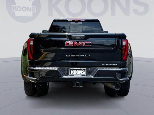 2025 GMC Sierra 3500 Denali