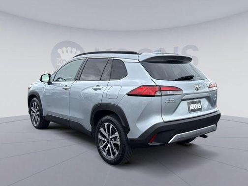 Sonic Silver 2024 Toyota Corolla Cross XLE