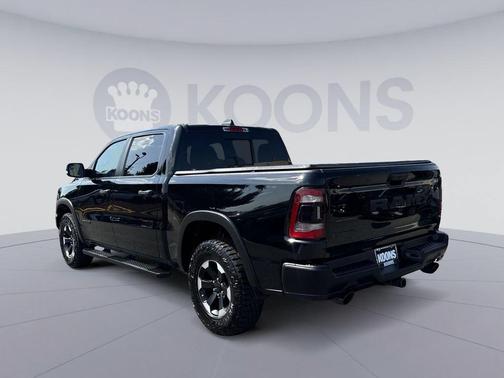 Diamond Black Crystal Pearlcoat 2021 RAM 1500 Rebel
