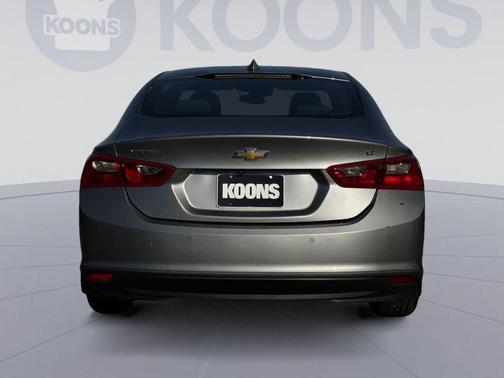 Sterling Gray Metallic 2024 Chevrolet Malibu FWD 1LT