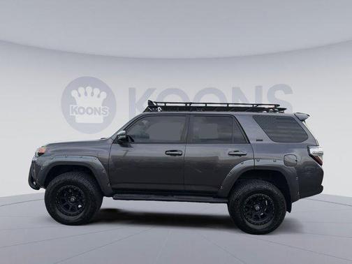 Magnetic Gray Metallic 2018 Toyota 4Runner SR5 Premium