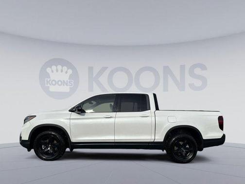 2023 Honda Ridgeline Black