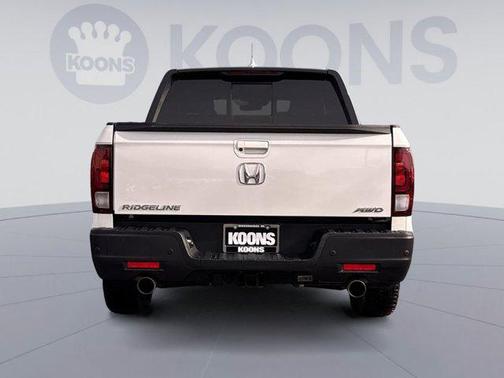 2023 Honda Ridgeline Black