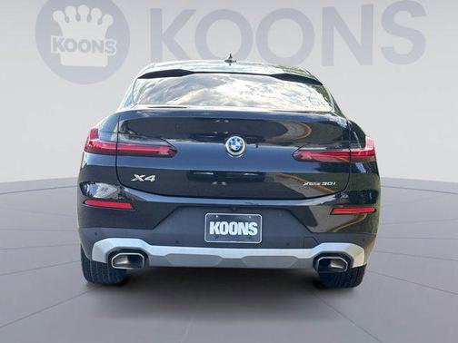 2024 BMW X4 xDrive30i
