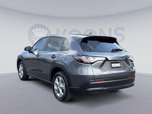 Modern Steel Metallic 2024 Honda HR-V LX