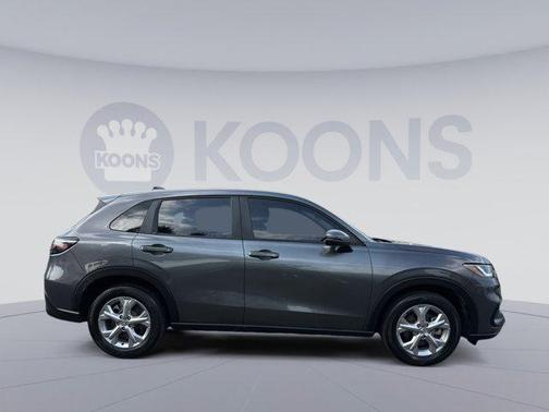 Modern Steel Metallic 2024 Honda HR-V LX