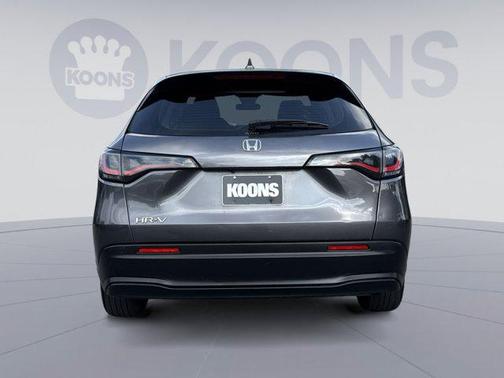 Modern Steel Metallic 2024 Honda HR-V LX