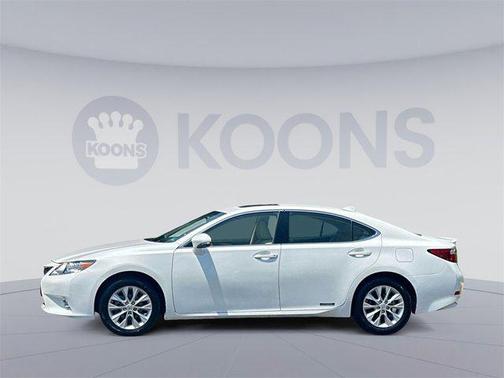 2015 Lexus ES 300h Base