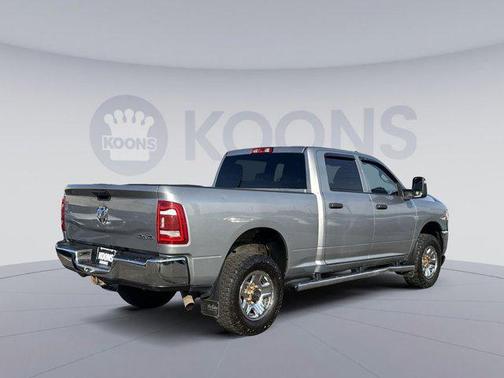 2023 RAM 2500 Tradesman Crew Cab 4x4 6'4' Box