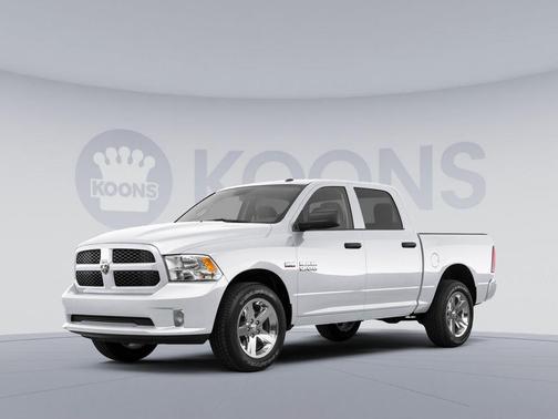 Bright White Clearcoat 2017 RAM 1500 SLT