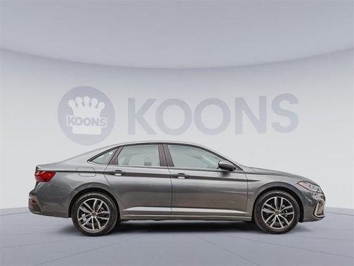 2025 Volkswagen Jetta 1.5T SE