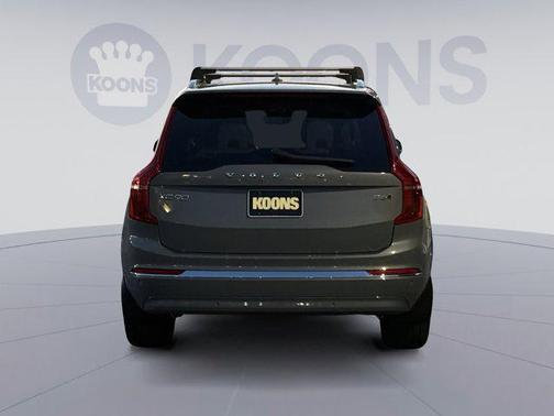 2023 Volvo XC90 B6 Ultimate 6-Seater