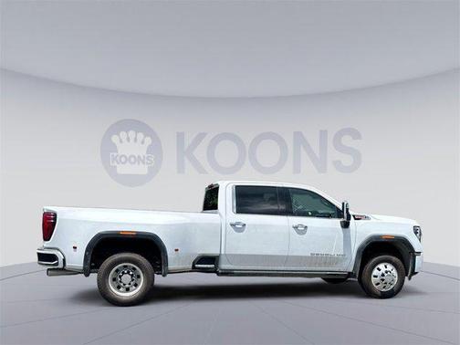 2025 GMC Sierra 3500 Denali