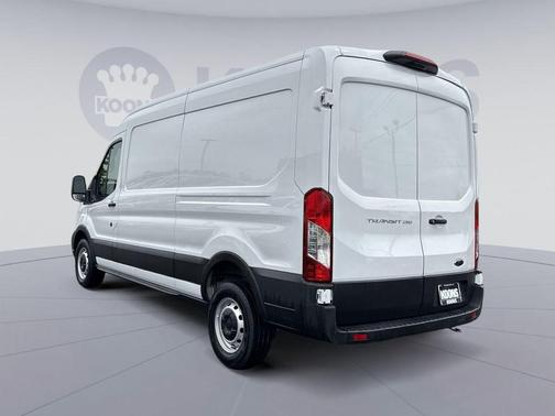 Oxford White 2023 Ford Transit-250 Base