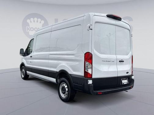 Oxford White 2023 Ford Transit-250 Base