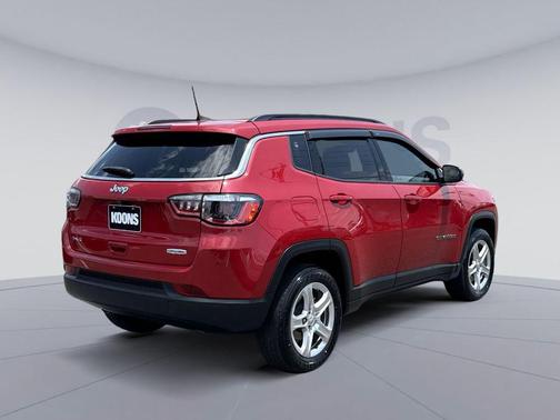 Redline Pearlcoat 2023 Jeep Compass Latitude