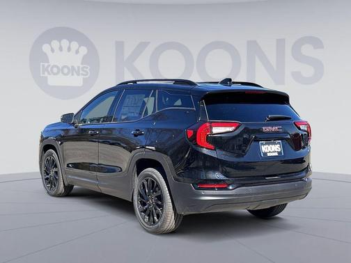Ebony Twilight Metallic 2023 GMC Terrain SLT