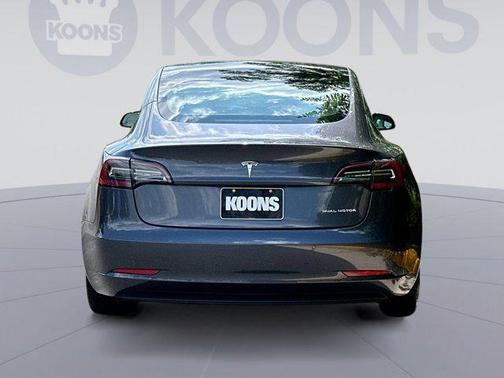 2022 Tesla Model 3 Long Range