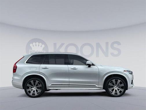 2024 Volvo XC90 B6 Ultimate Bright Theme 7-Seater