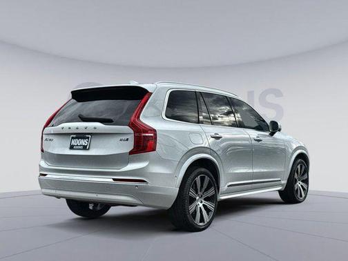 2024 Volvo XC90 B6 Ultimate Bright Theme 7-Seater