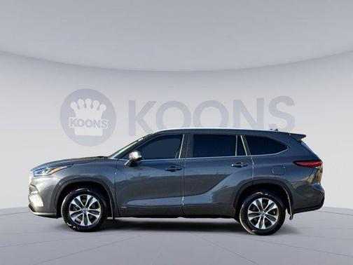 2023 Toyota Highlander Hybrid XLE