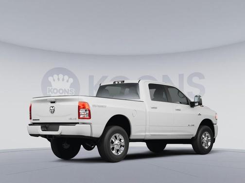 Bright White Clearcoat 2024 RAM 2500 Big Horn Crew Cab 4x4 8' Box