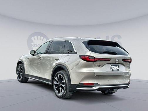 2024 Mazda CX-90 PHEV Premium Plus