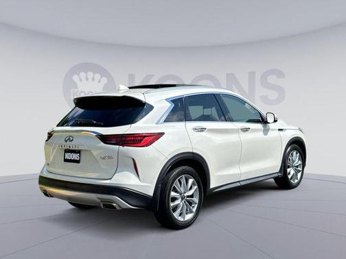 2022 INFINITI QX50 ESSENTIAL AWD