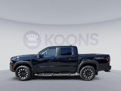 Super Black 2022 Nissan Frontier PRO-4X