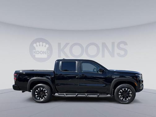 Super Black 2022 Nissan Frontier PRO-4X