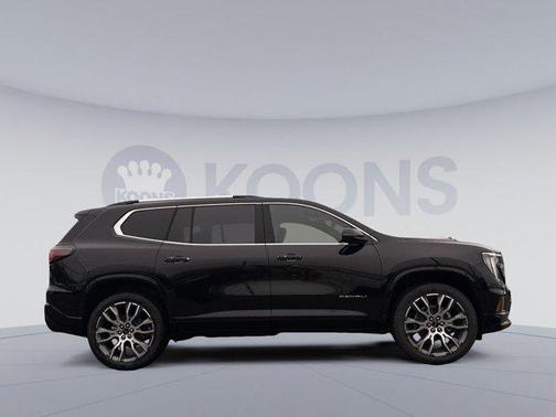 2026 GMC Acadia Denali