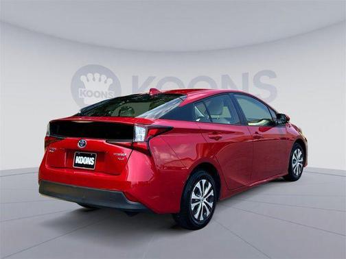 2022 Toyota Prius XLE