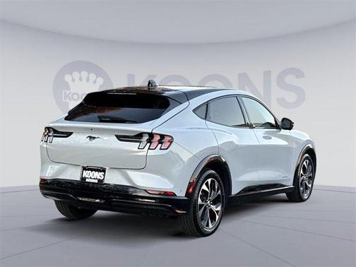 2022 Ford Mustang Mach-E Premium