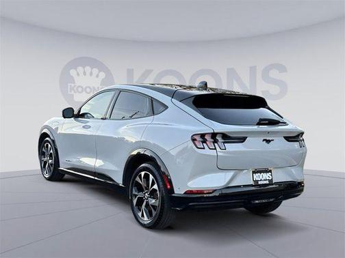2022 Ford Mustang Mach-E Premium